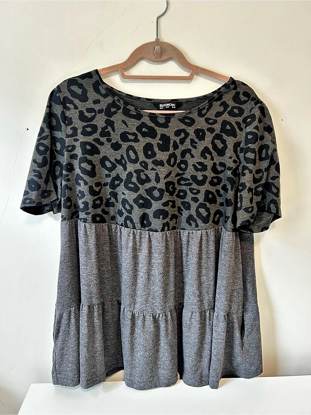 BLOOMCHIC Women's Animal Print Mini Dress in Gray & Black Size 12